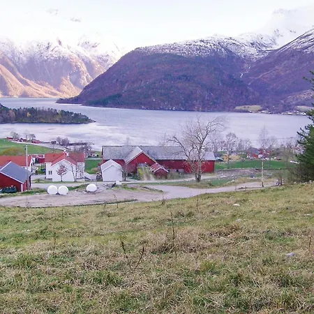Eresfjord Ii * Overas